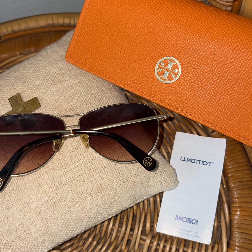 Tory Burch Orange Saffiano Wallet With Brown Gradient Sunglasses